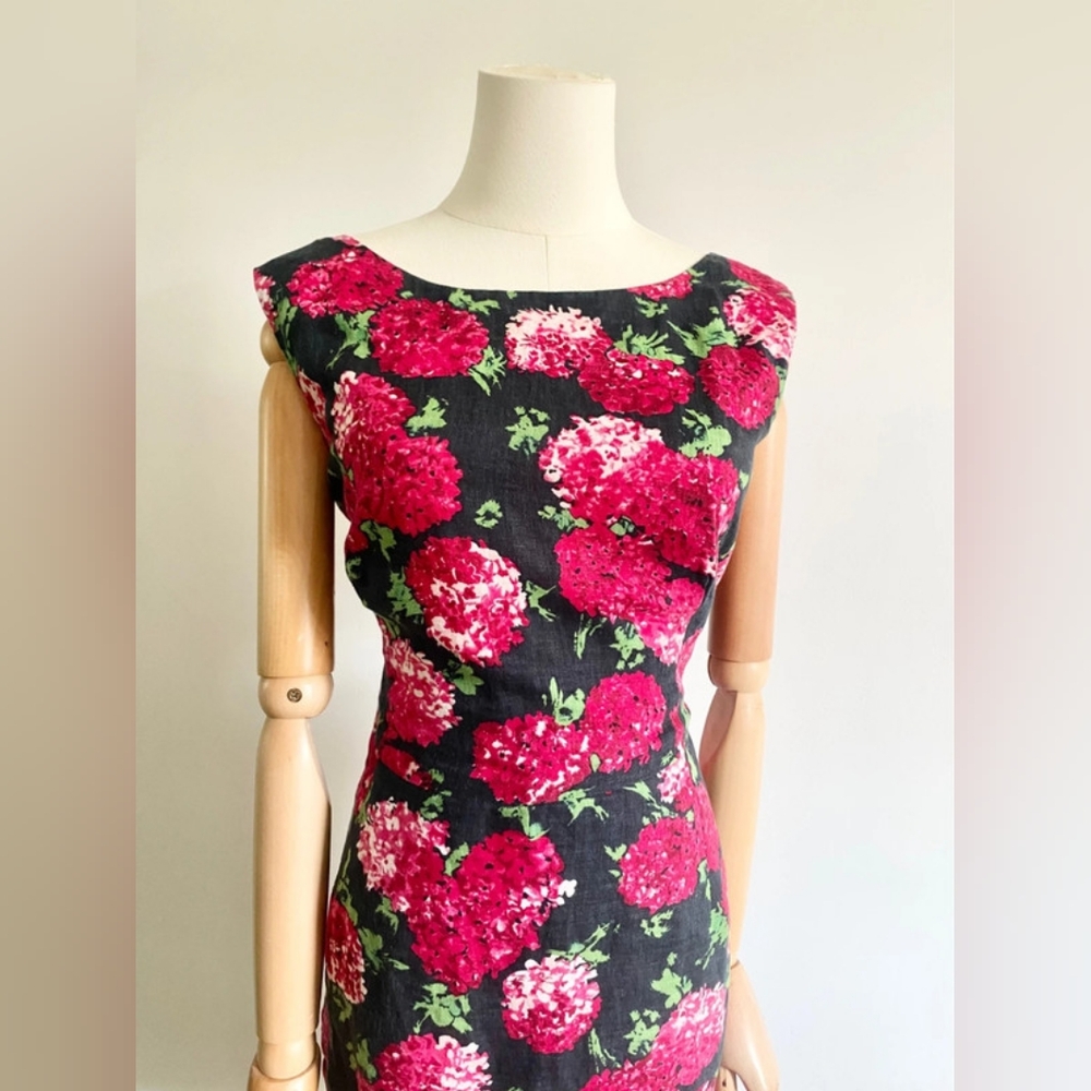 Laura Ashley Pink Sheath Dress Sleeveless Bateau Neckline